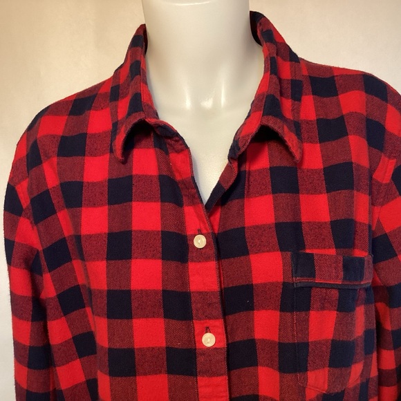 L.L. Bean Women’s Black & Red Flannel Shirt size large - Picture 2 of 12